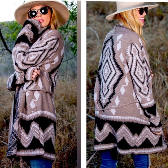 New Long Aztec Print Knit Cardigan Last One! - Picture 8 of 8